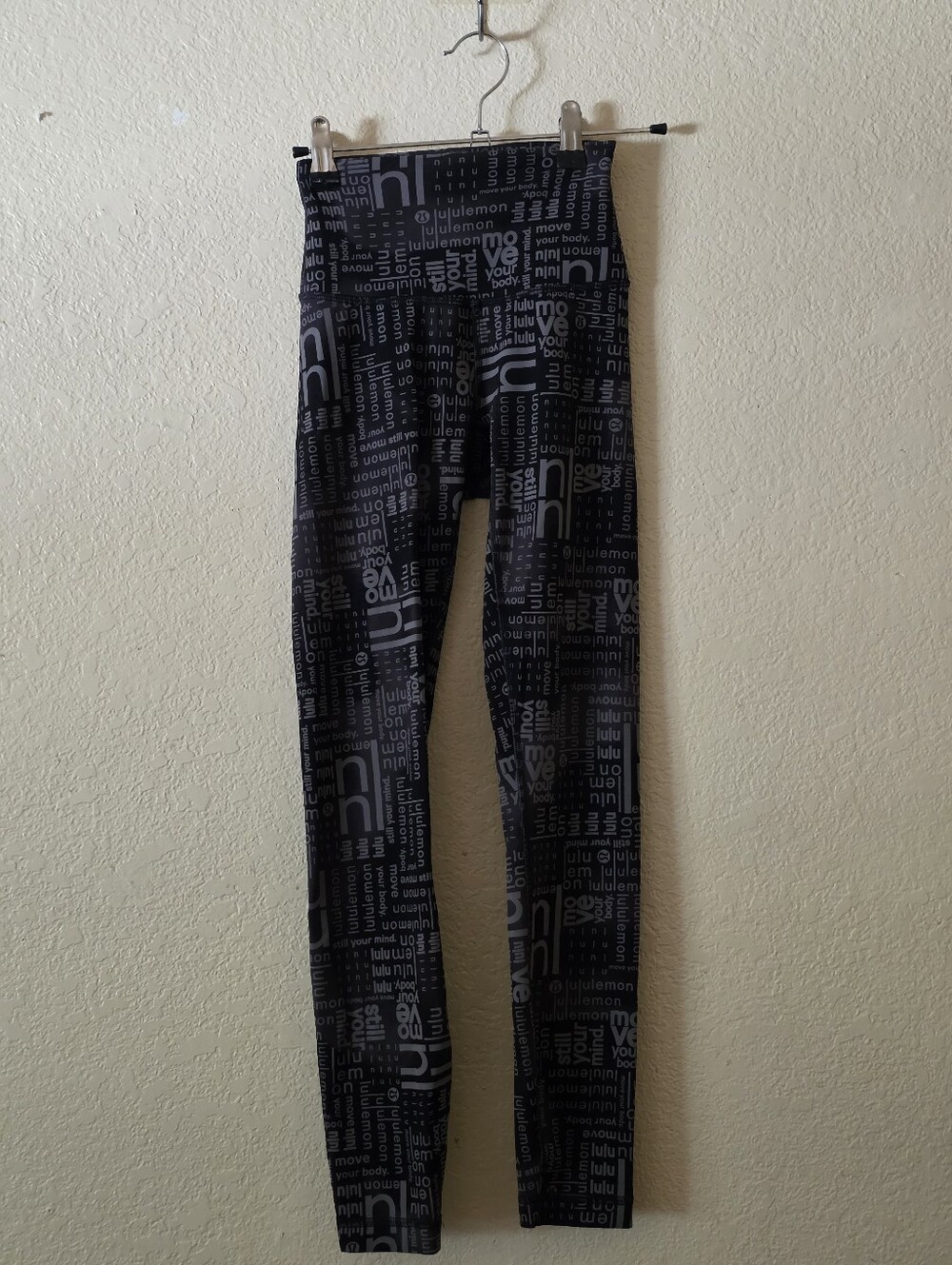 Lululemon Girls' Black Logo-Print Leggings